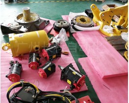 發(fā)那科機(jī)器人R-2000iC本體拆機(jī)件銷售：電機(jī)、減速器、平衡缸……