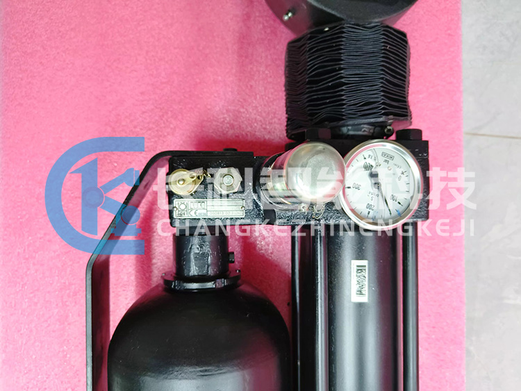 庫卡搬運(yùn)平衡缸00-118-267 庫卡搬運(yùn)平衡缸00-118-267