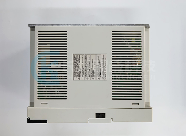 三菱伺服驅(qū)動模塊MR-J2S-500B 三菱伺服驅(qū)動模塊MR-J2S-500B