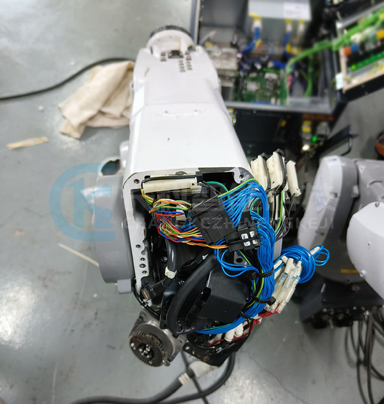 維修那智機(jī)器人MZ04、MZ07